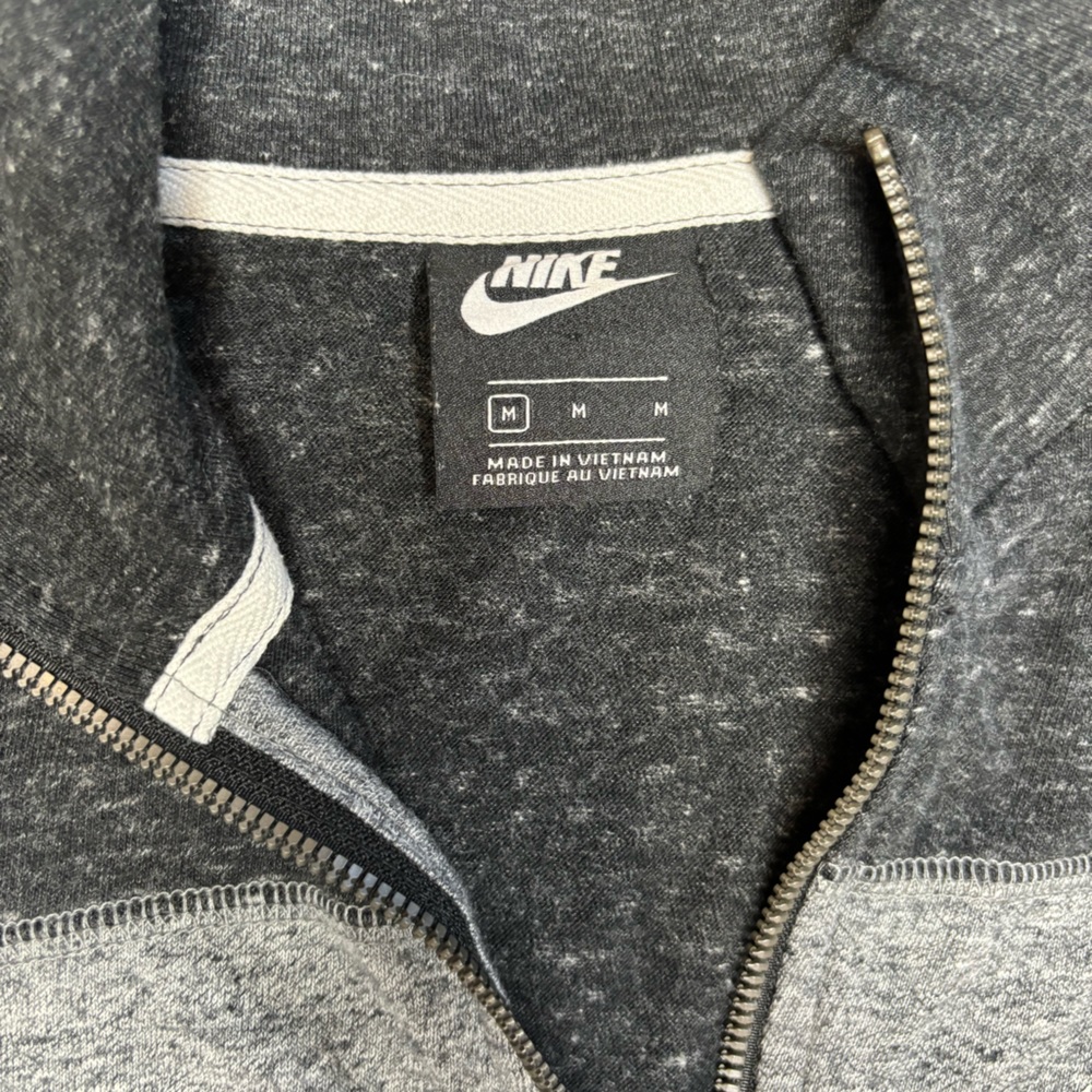 Nike Jacket - Picture 2 of 2